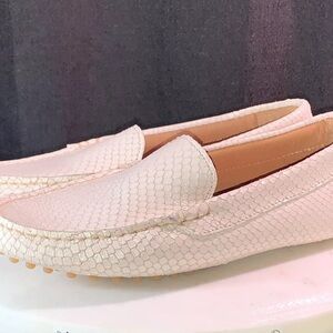 sz 37.5 M Gemi white snake leather  felize moccasin loafer  EUC